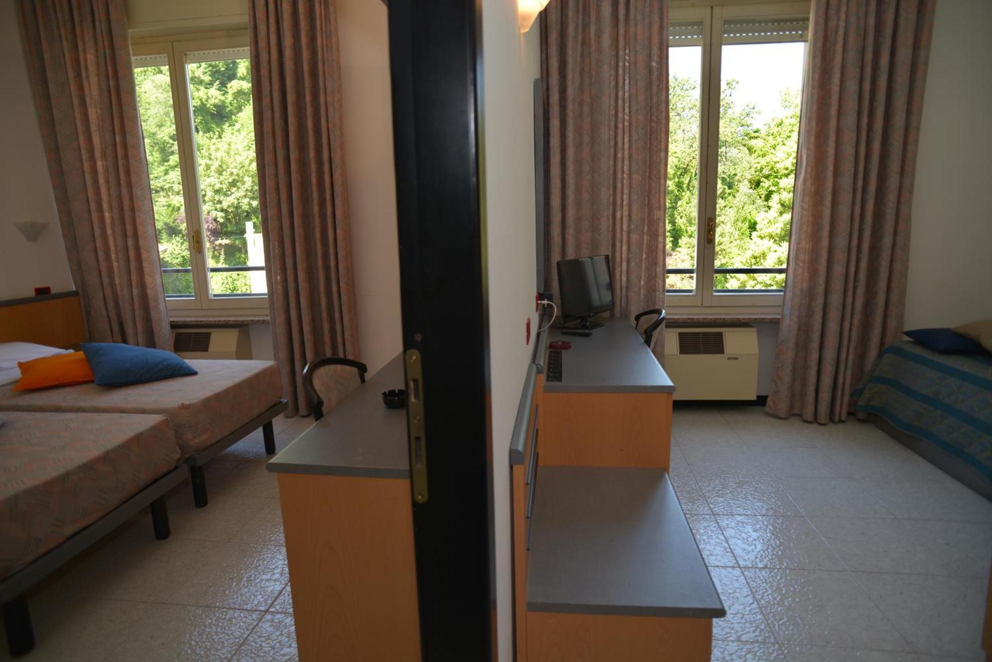 Hotel Salus Sant'Andrea Bagni Exterior photo